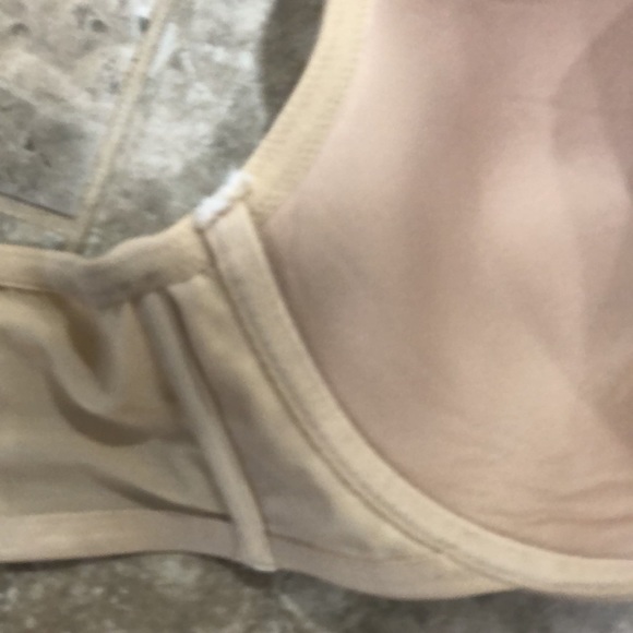 Cacique Satin Full coverage with Wire Size 40DD - Picture 10 of 11